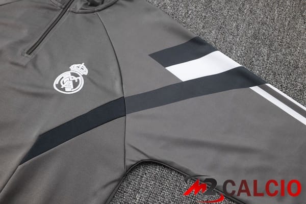 Insieme Tuta Calcio Real Madrid Grigio 2024/2025