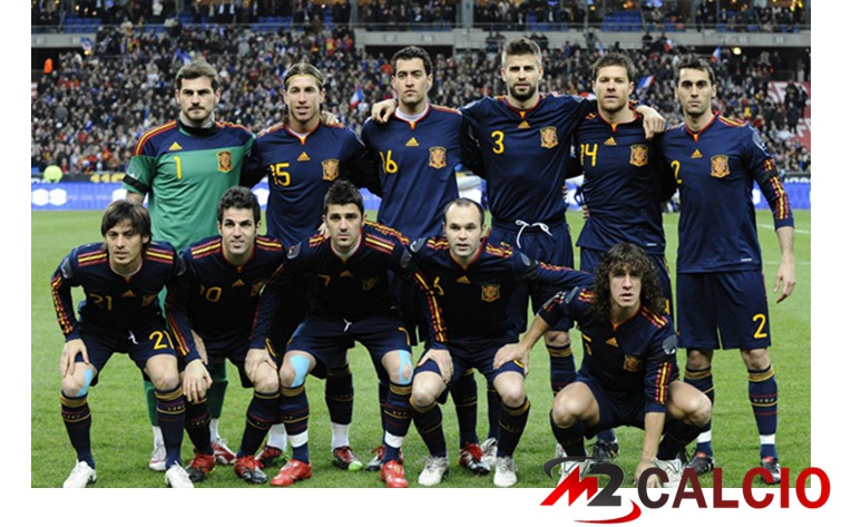 Maglie Calcio Spagna Retro Seconda Manica Lunga Blu 2010